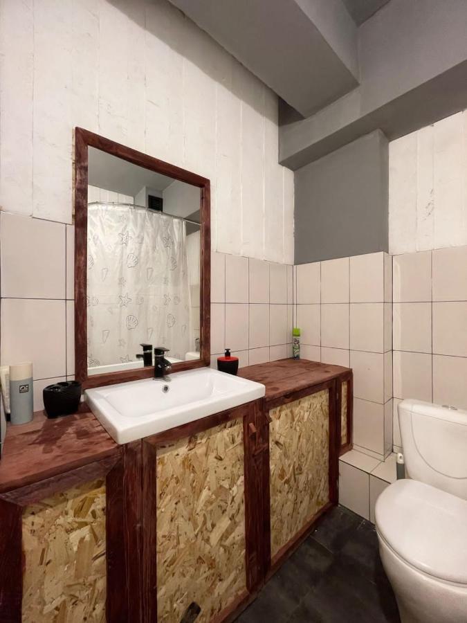אלמטי Hostel Del Luna מראה חיצוני תמונה