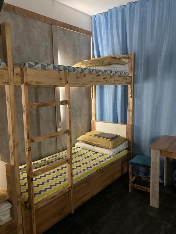 אלמטי Hostel Del Luna מראה חיצוני תמונה