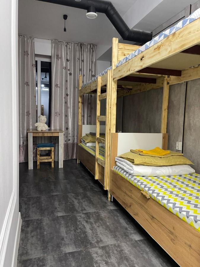 אלמטי Hostel Del Luna מראה חיצוני תמונה