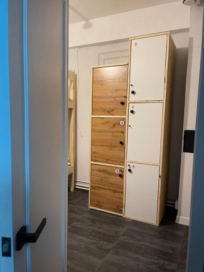אלמטי Hostel Del Luna מראה חיצוני תמונה