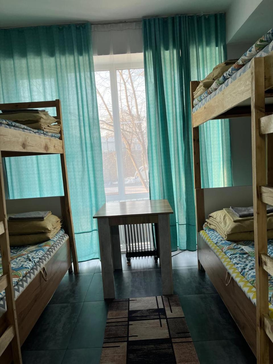 אלמטי Hostel Del Luna מראה חיצוני תמונה